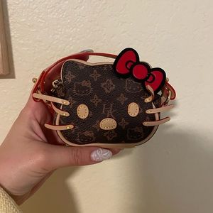 hello kitty coin pouch